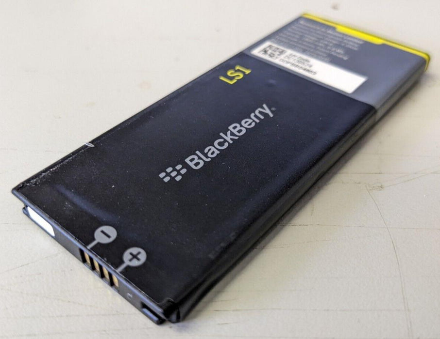Blackberry LS1 1800 mAh Battery For Blackberry Z10 NEW