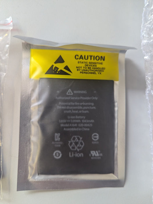 Battery Replacement For iPod Touch 6 - 1043mAh (With hand tools)